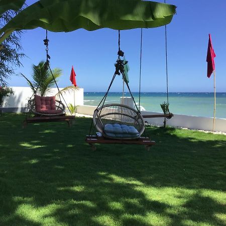Bamboobeachvilla1 Ac New Oceanfront Pool Sunsetview Garden Kitchen Satellite Starlink Wi-Fi Dimiao エクステリア 写真
